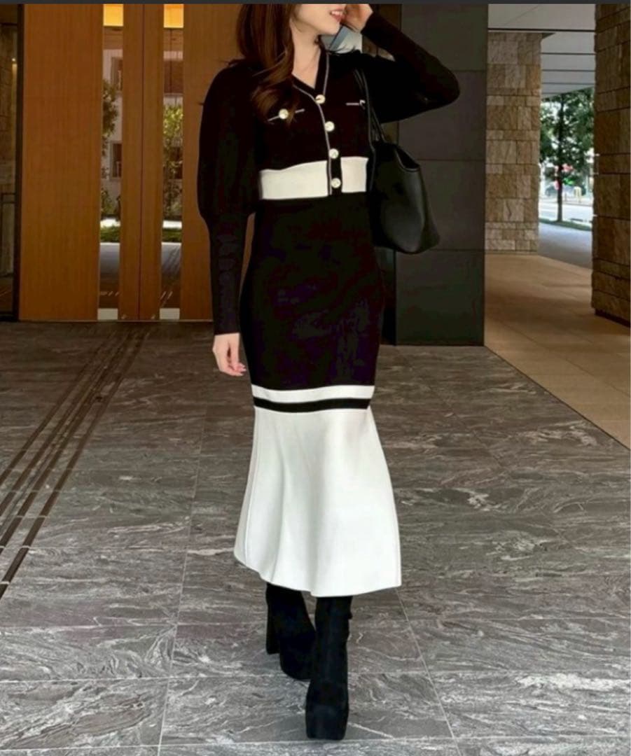 最終値下げ　リエンダ　長袖ニットワンピース 黒と白