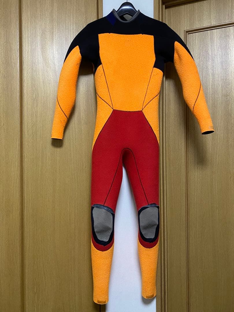 美品★裏起毛で暖か【アンカー】3mmセミドライフルスーツ　ANCHOR サイバー