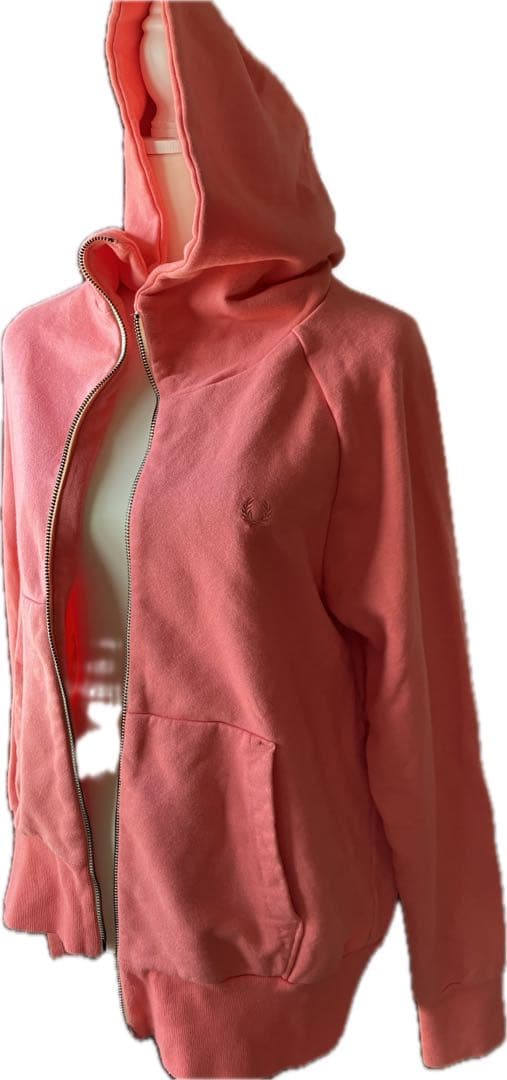 *じ*FRED PERRY フルジップフード付きジャケット M ピンク