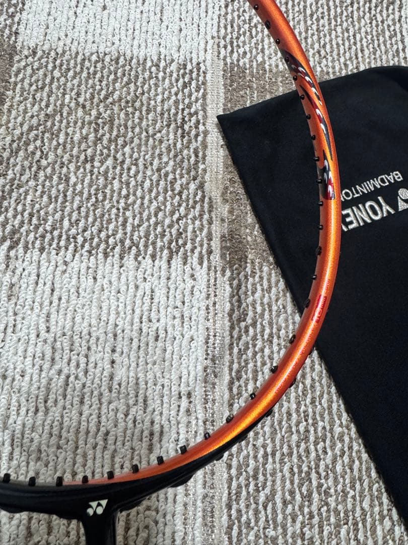 バ*ニ様 YONEX バドミントンラケット アストロクス99