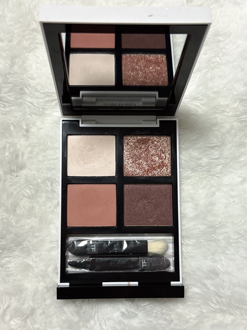 TOM FORD クォード30R インソレント ローズ アイシャドウ