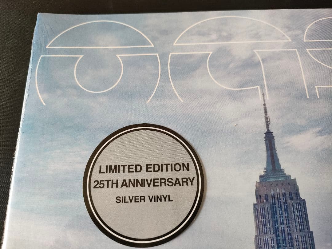 新品未開封LPレコード25周年記念限定oasisシルバーヴァイナル盤4TH