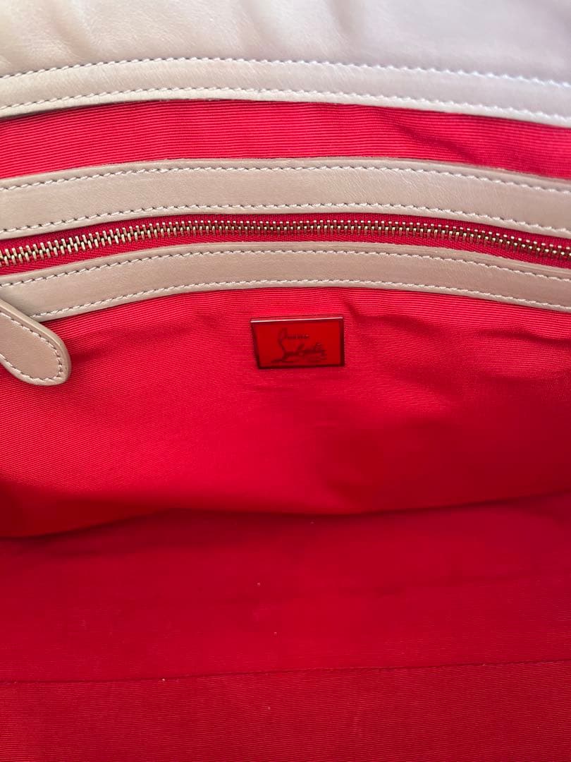 Christian Louboutin ベージュレザートートバッグ