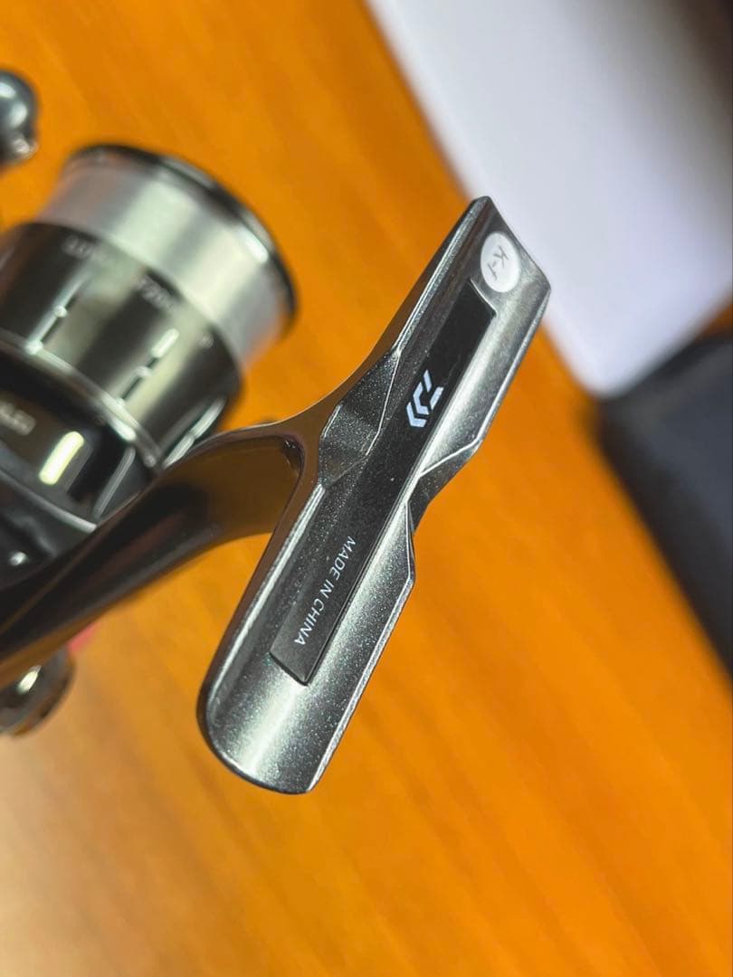【極美品】ダイワ スピニングリール ルビアス SF2000SS-P ios