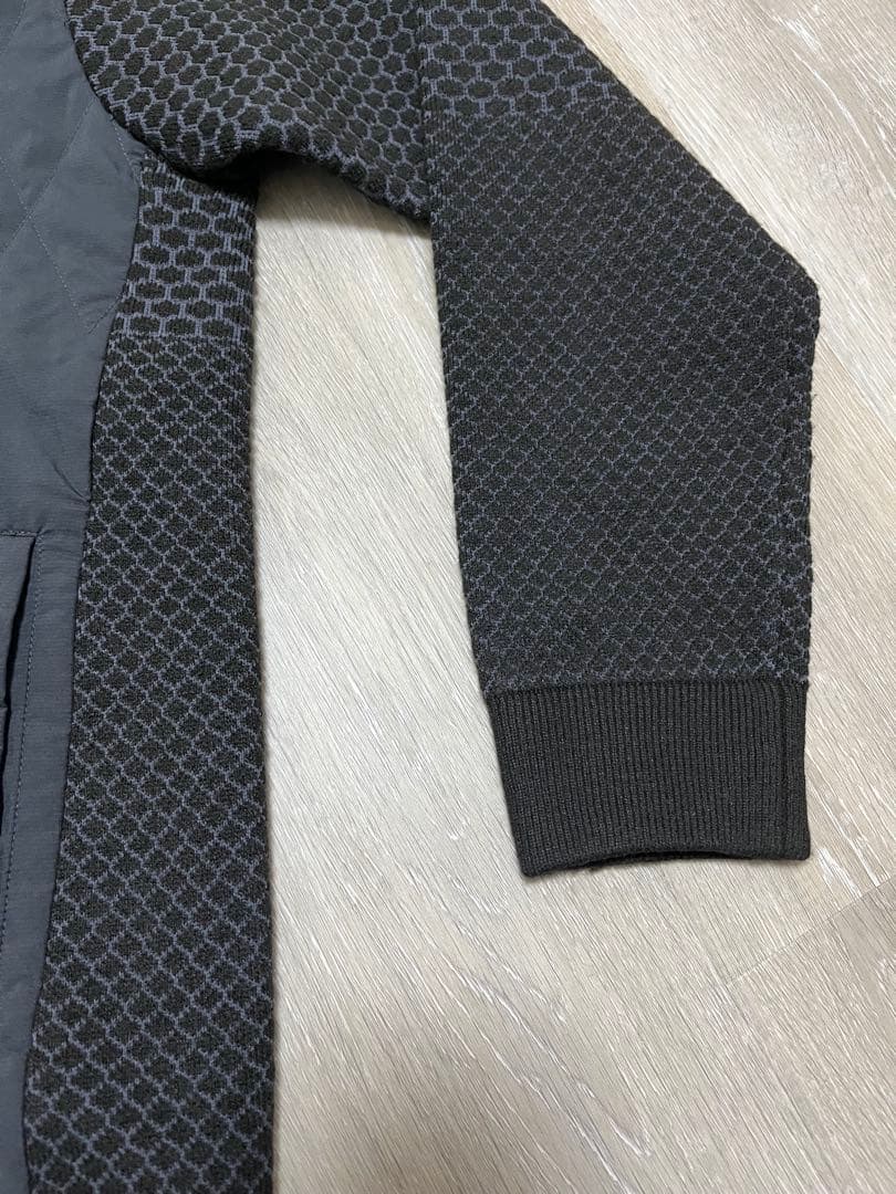 ほぼ新品　オークリー　アウター　オークリーアウター　ハイブリッドブルゾン　L