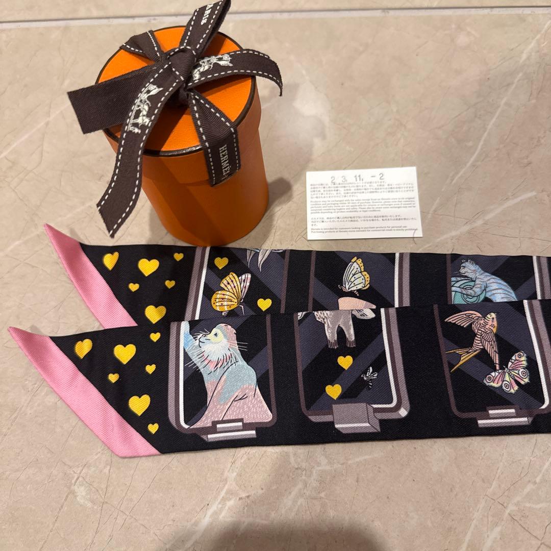 新品 未使用HERMES ツイリー エルメスストーリー シルク タグ付き
