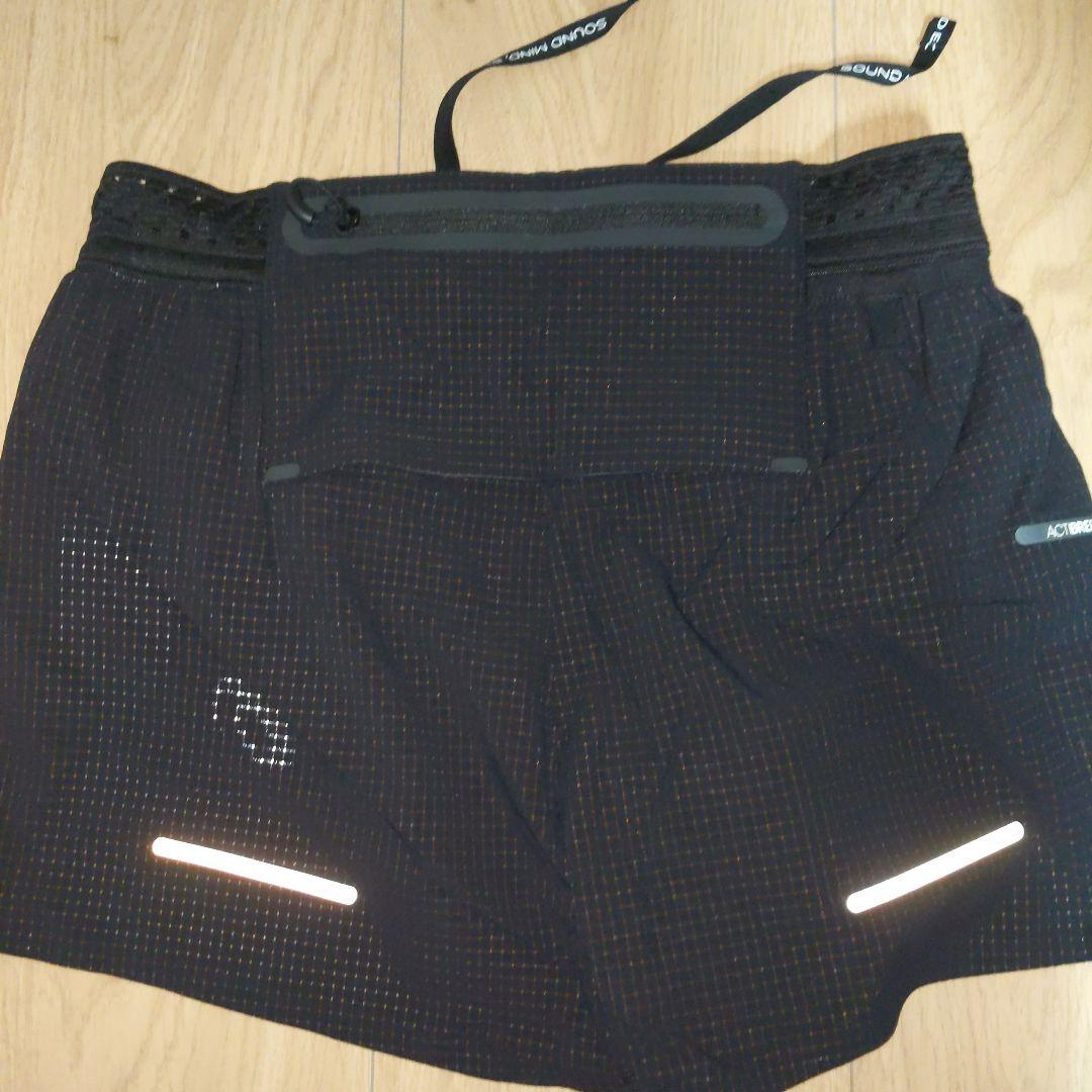 【新品、タグ、箱付き】ASICS RUN スプリットショーツ XS