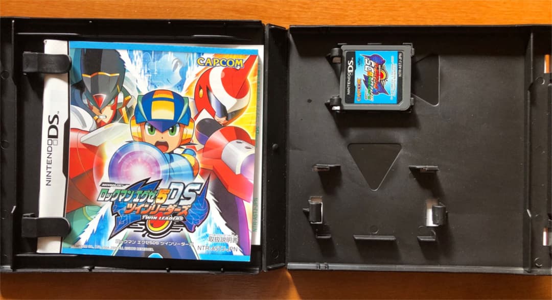 ロックマンエグゼ5 ツインリーダーズ  DSソフト+公式ガイドブック