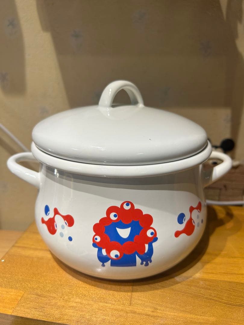 ミャクミャク　ホーロー鍋　16cm 両手鍋