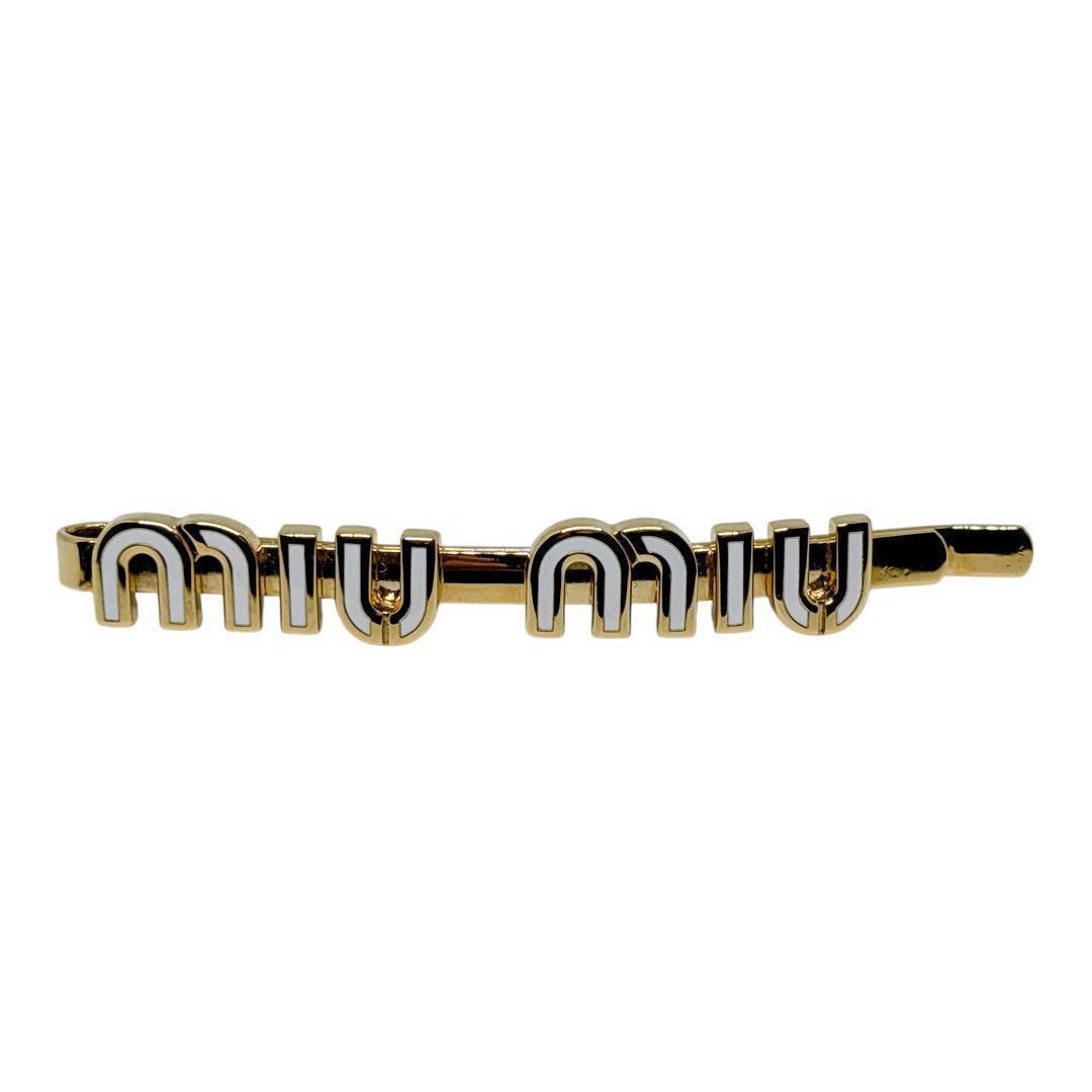 極美品 MIU MIU エナメル メタル ヘアクリップ ホワイト 51F146