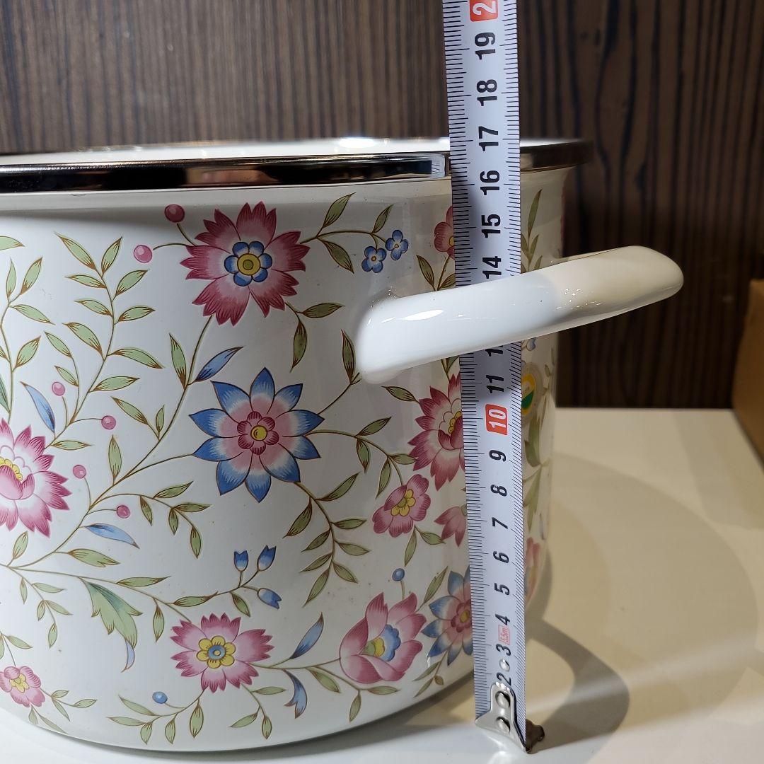未使用品　EJIRY ピース　蒸し兼用鍋　蒸し茶碗付き　24cm　ほうろう