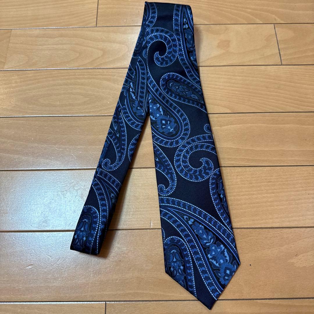 サ*ス様 新品　Holliday&Brown ペイズリー柄ジャカード ネクタイ