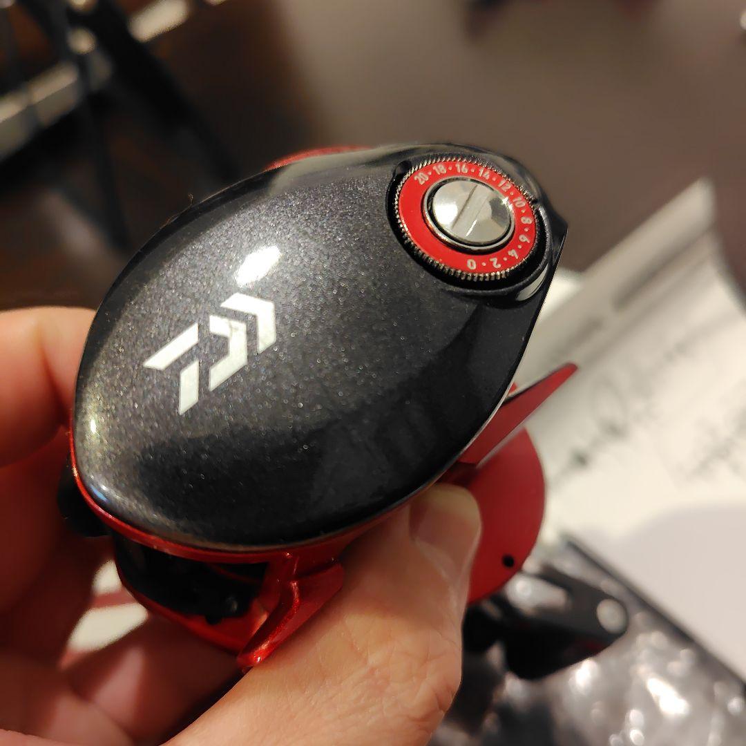 ダイワ タトゥーラ TATULA HDカスタム153SH(L)-TW コルクノブ