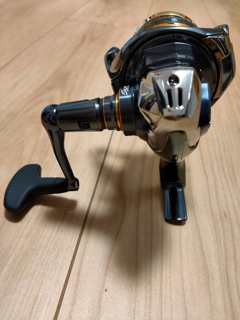 SHIMANO 21BB-X TECHNIUM C3000DXXGSR(右巻き)