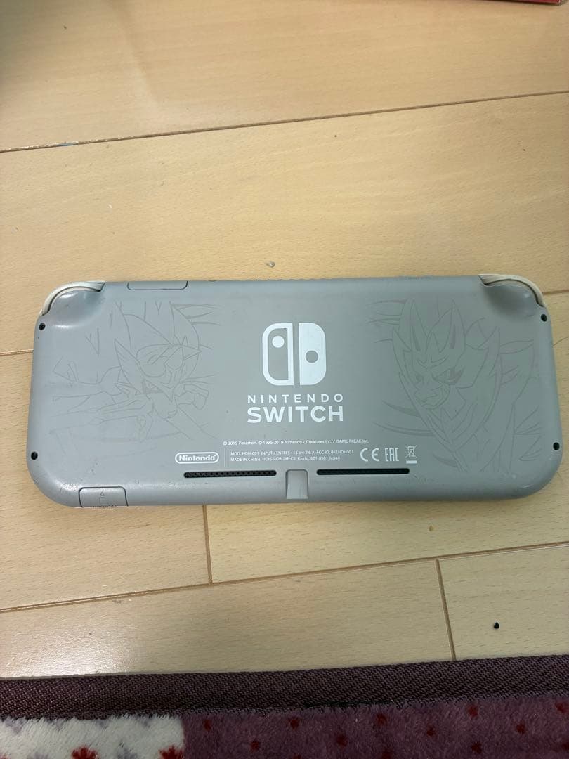 ポケモンデザイン Nintendo Switch Lite