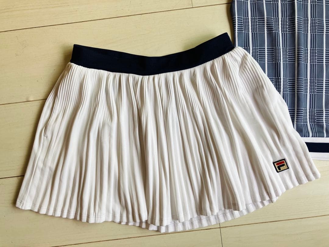yuuk＊FILAフィラ＊白のプリーツスコートとグレンチェックのトップス