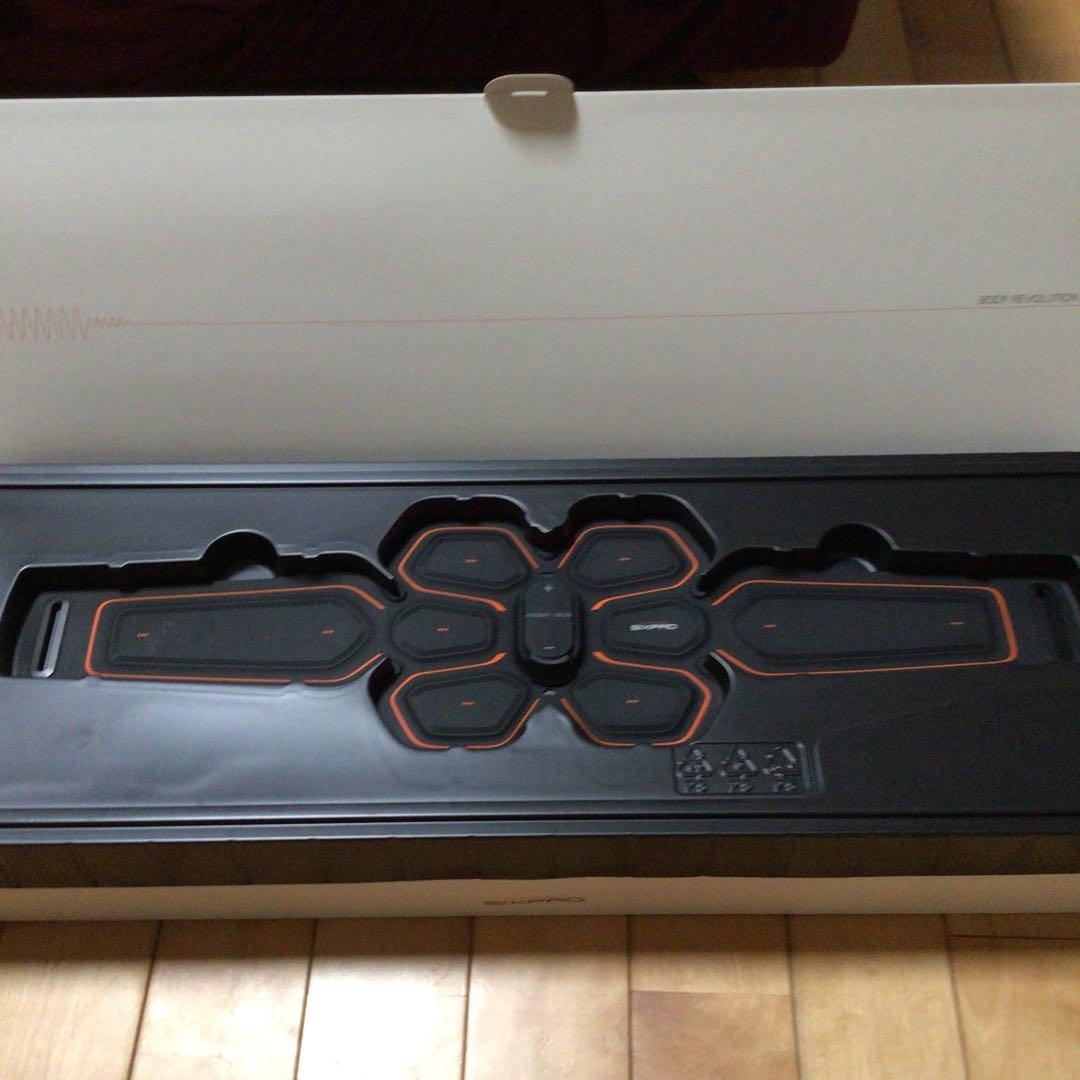 SIXPAD アブズベルト