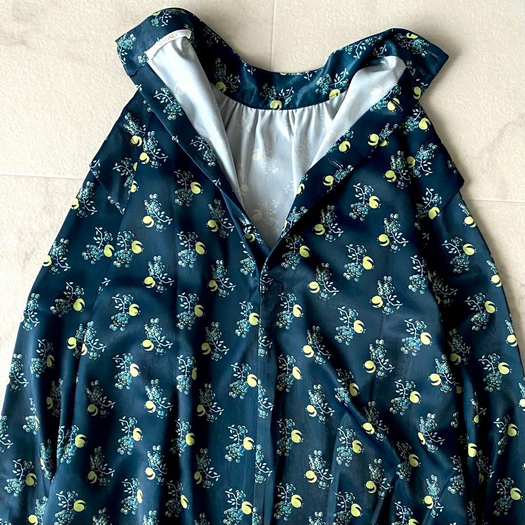 2024.美品☆ソレイアード 洗える サテンプリント スタンドカラーワンピース
