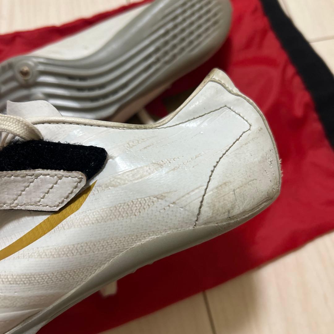 asics 陸上競技用スパイクシューズ ジェットスプリント　金白　23.5㎝