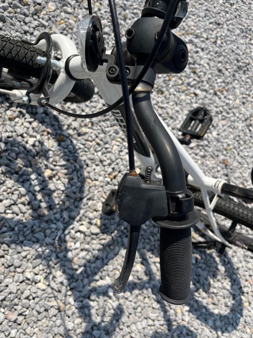 DEEPER ホワイト 18インチ 子供自転車