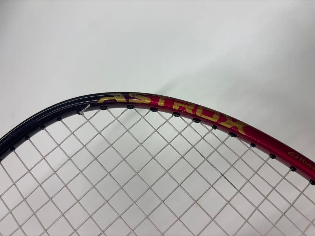 テ*ン様 YONEX ASTROX99 PRO 4UG5