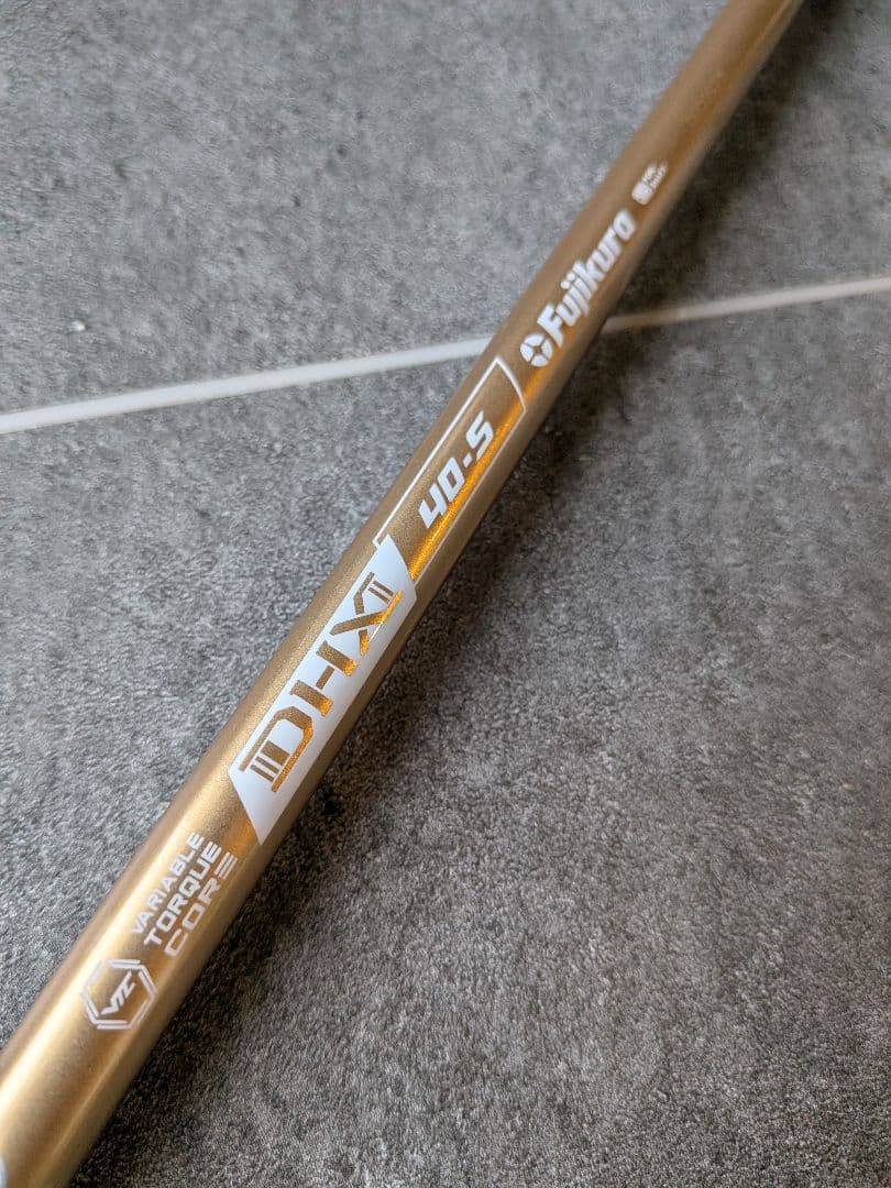 ●レアスペック　美品●フジクラスピーダーNXゴールド40S　テーラー1W用