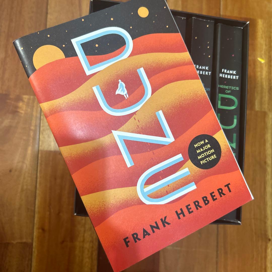 DUNE　FRANK HERBERT　洋書　砂の惑星　英語版　5巻