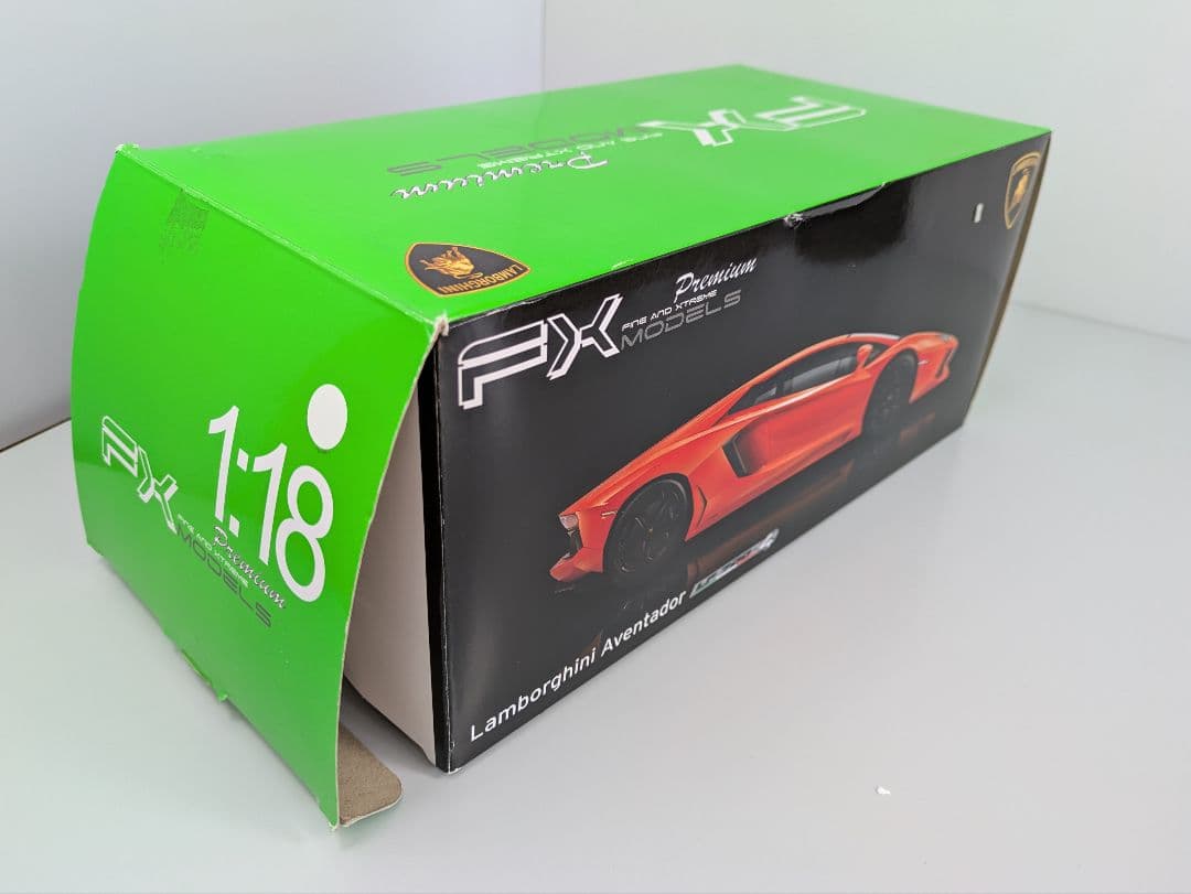 1/18 ミニカー ウイリー ランボルギーニ　アヴェンタドール LP700-4