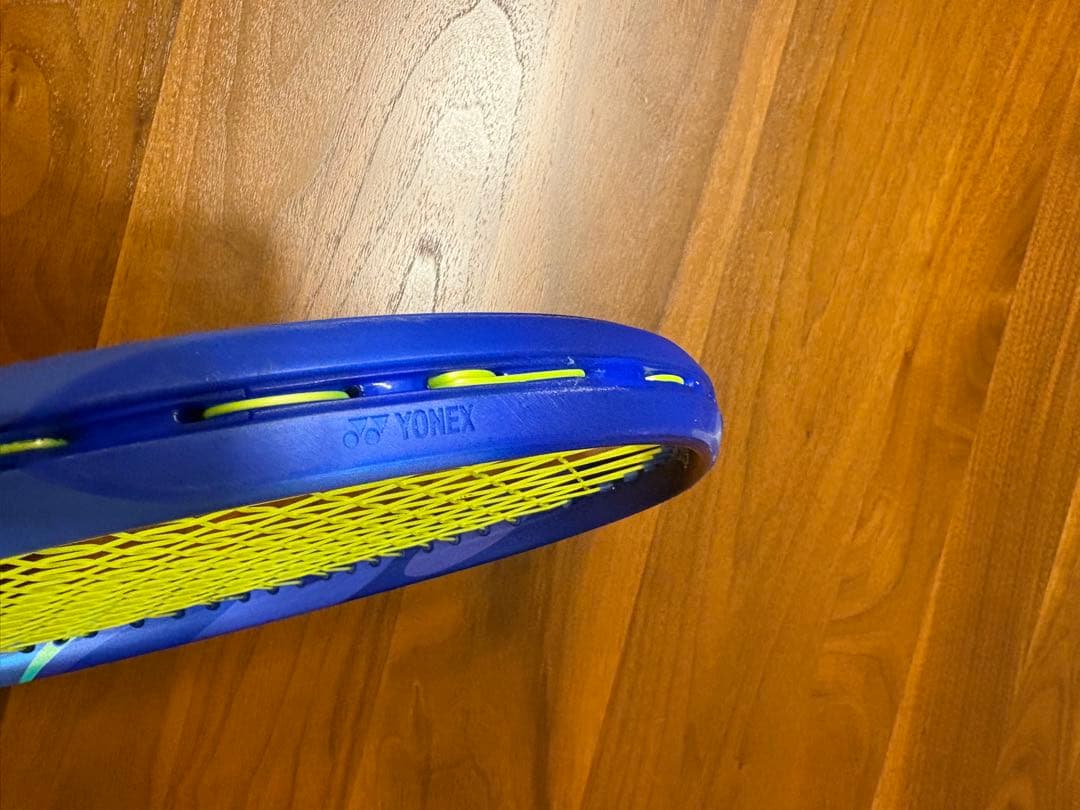 ヨネックス　イーゾーン100 YONEX EZONE100