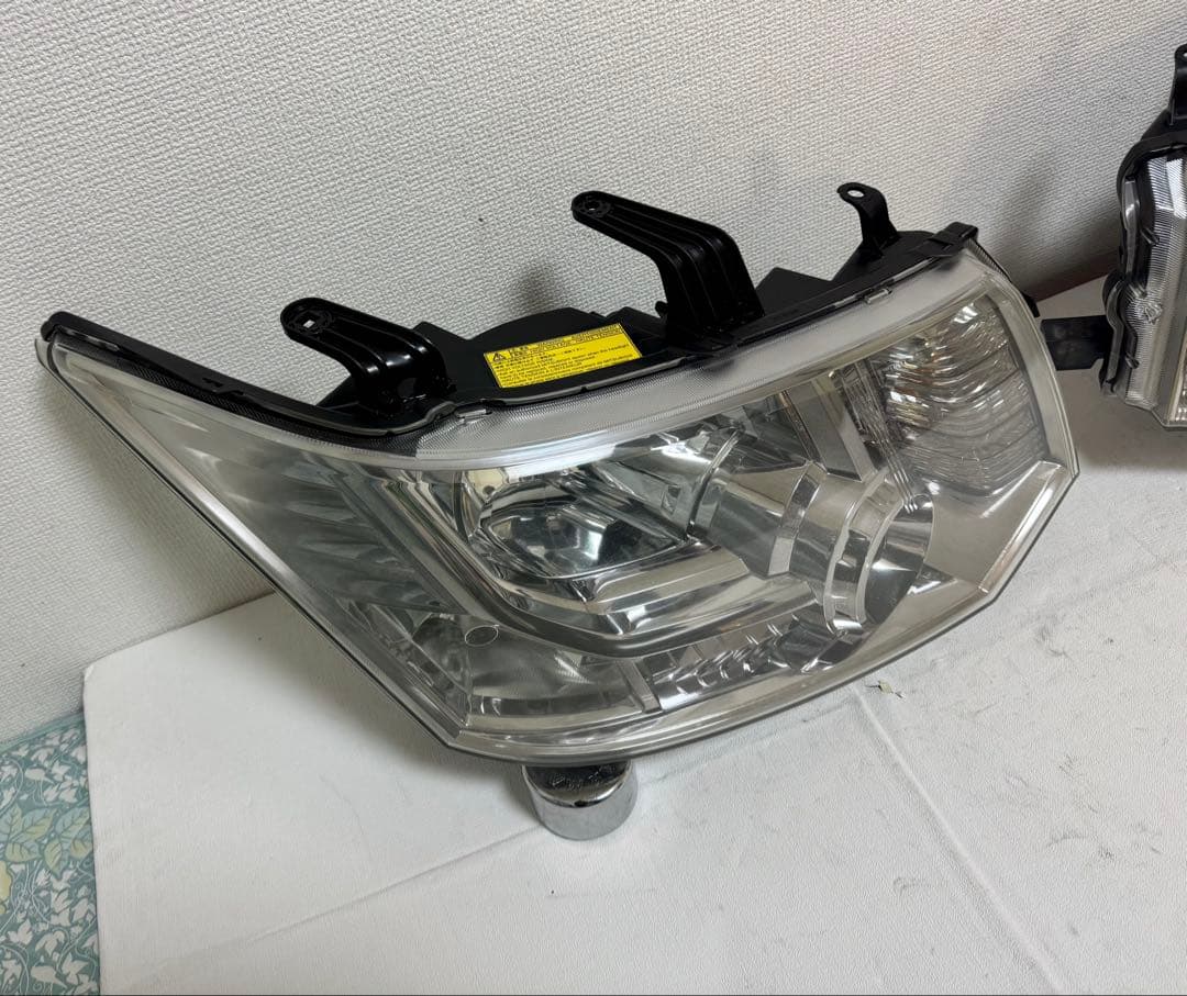 デリカD:5 HID ヘッドライト 左右セット KOITO 100-87918