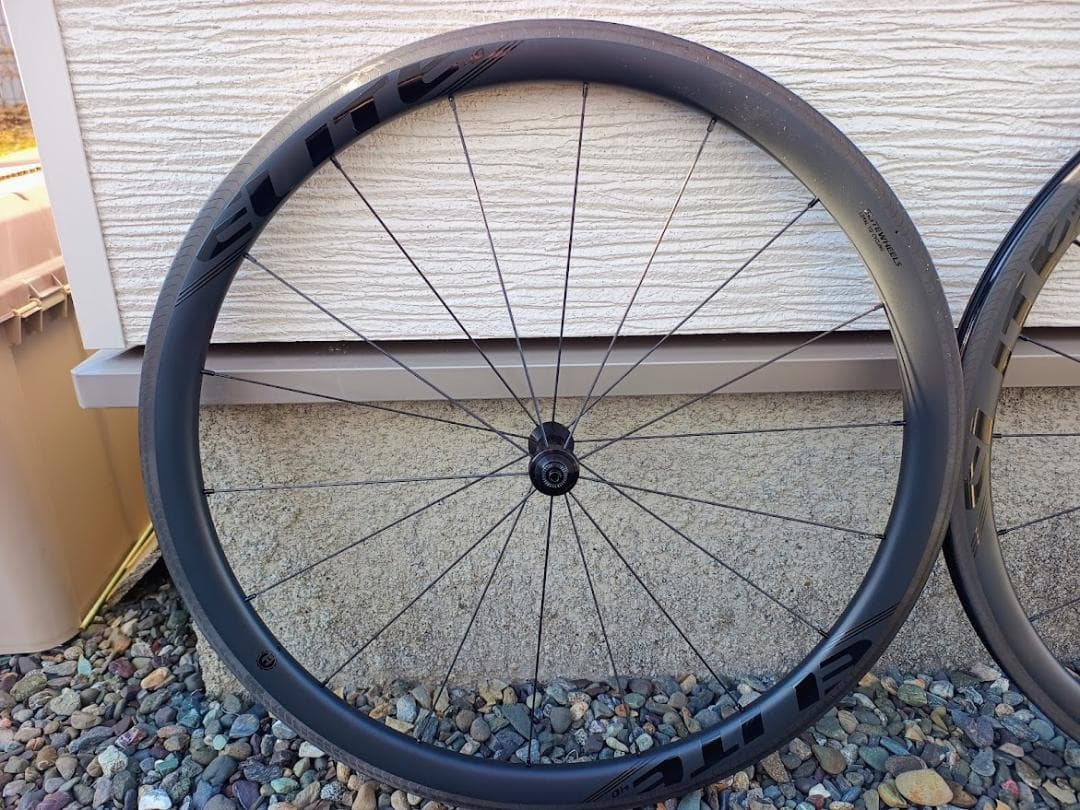 ELITEWHEELS EDGE 40ｍｍ　リムブレーキ用　走行少