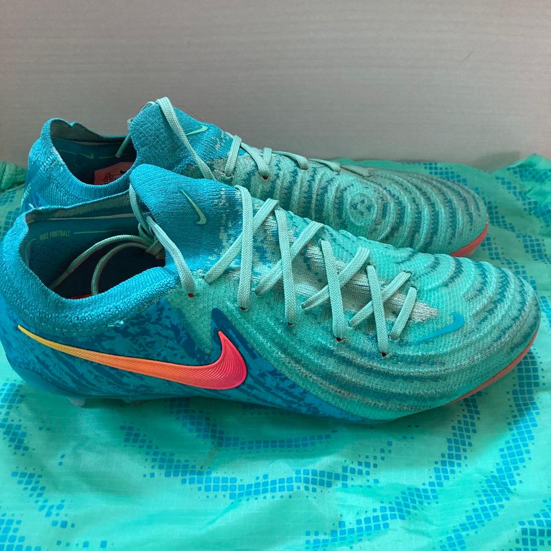 Nike ナイキ　ファントムGX2 エリート　FG 25.5cm