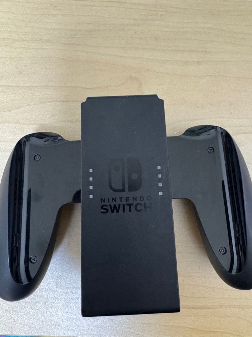 Nintendo Switch 有機ELモデル本体とホワイトJoy-Conセット