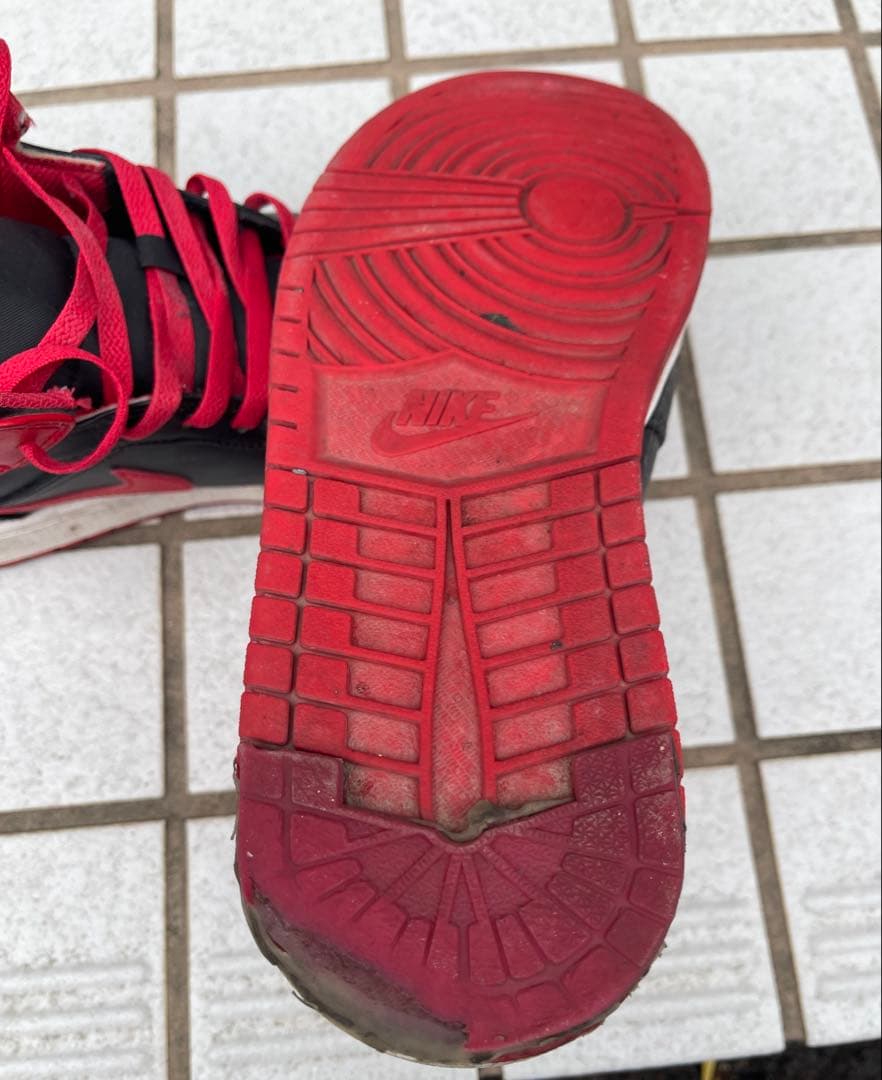 Air Jordan1 MID 桜木花道 DQ8426-060 Bred
