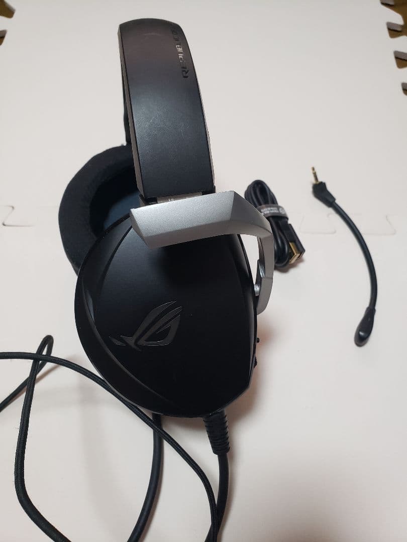 ヘッドホン ASUS ROG THETA 7.1