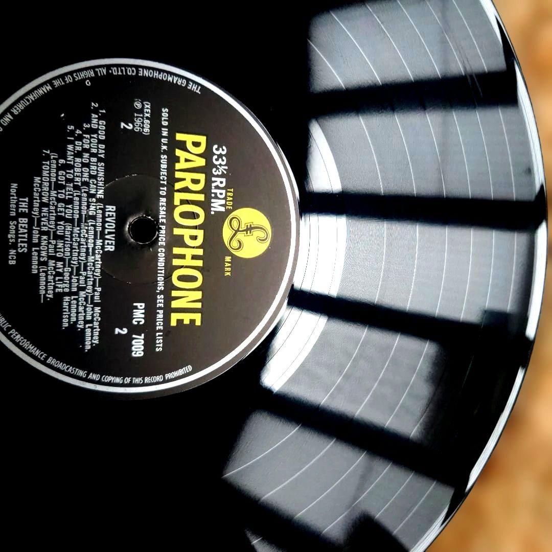 UK盤初回R/GThe Beatles REVOLVER