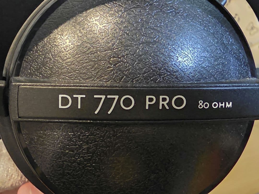 Beyerdynamic DT 770 PRO 80Ω 密閉型ヘッドホン