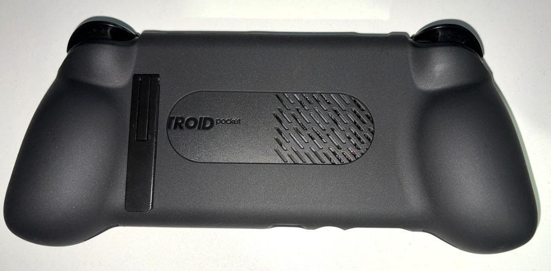 Retroid Pocket 4 Pro ブラック キックスタンドカバー付き