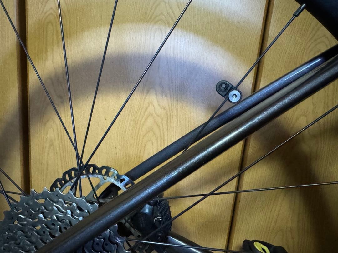 GIANT DEFY ADVANCED 1 2023 年　12速　105Di2