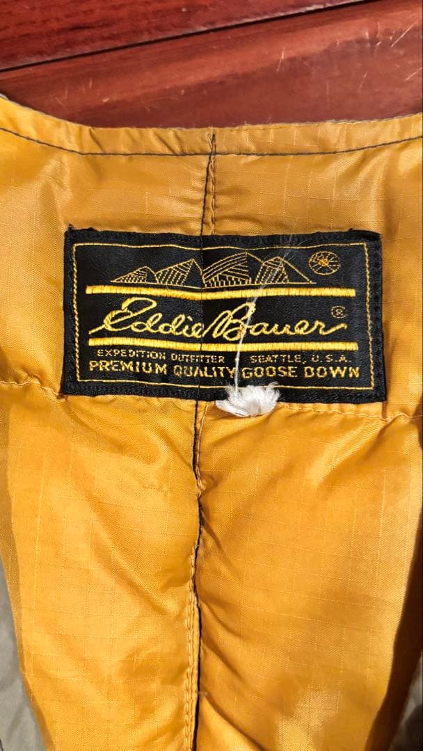 h*p様 Eddie Bauer ダウンベスト