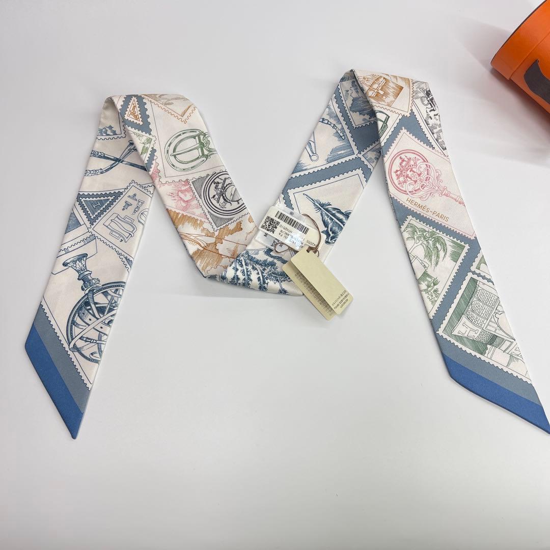 エルメス　ツイリーTwilly 《フォーブルの切手愛好家》【新品未使用品】