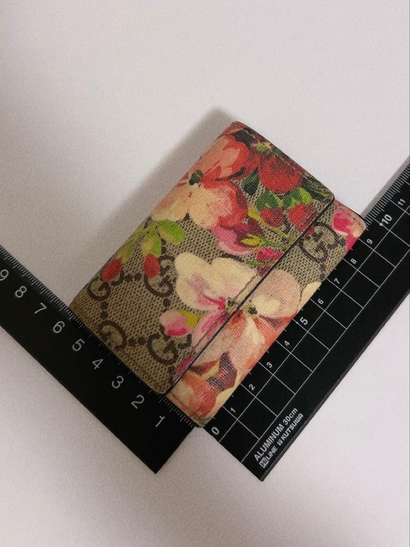 グッチ　GUCCI キーケース　６連　GGブルームス　花柄　フラワー