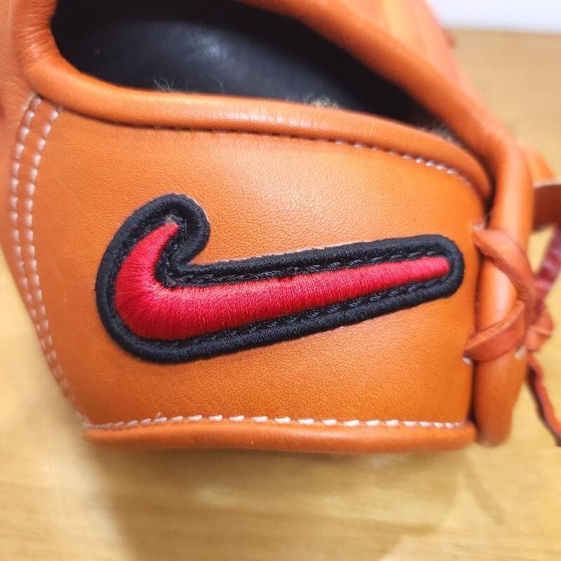 NIKE ナイキ ダイアモンドレディーJ 廃盤品 左投げ用 美品 軟式グローブ