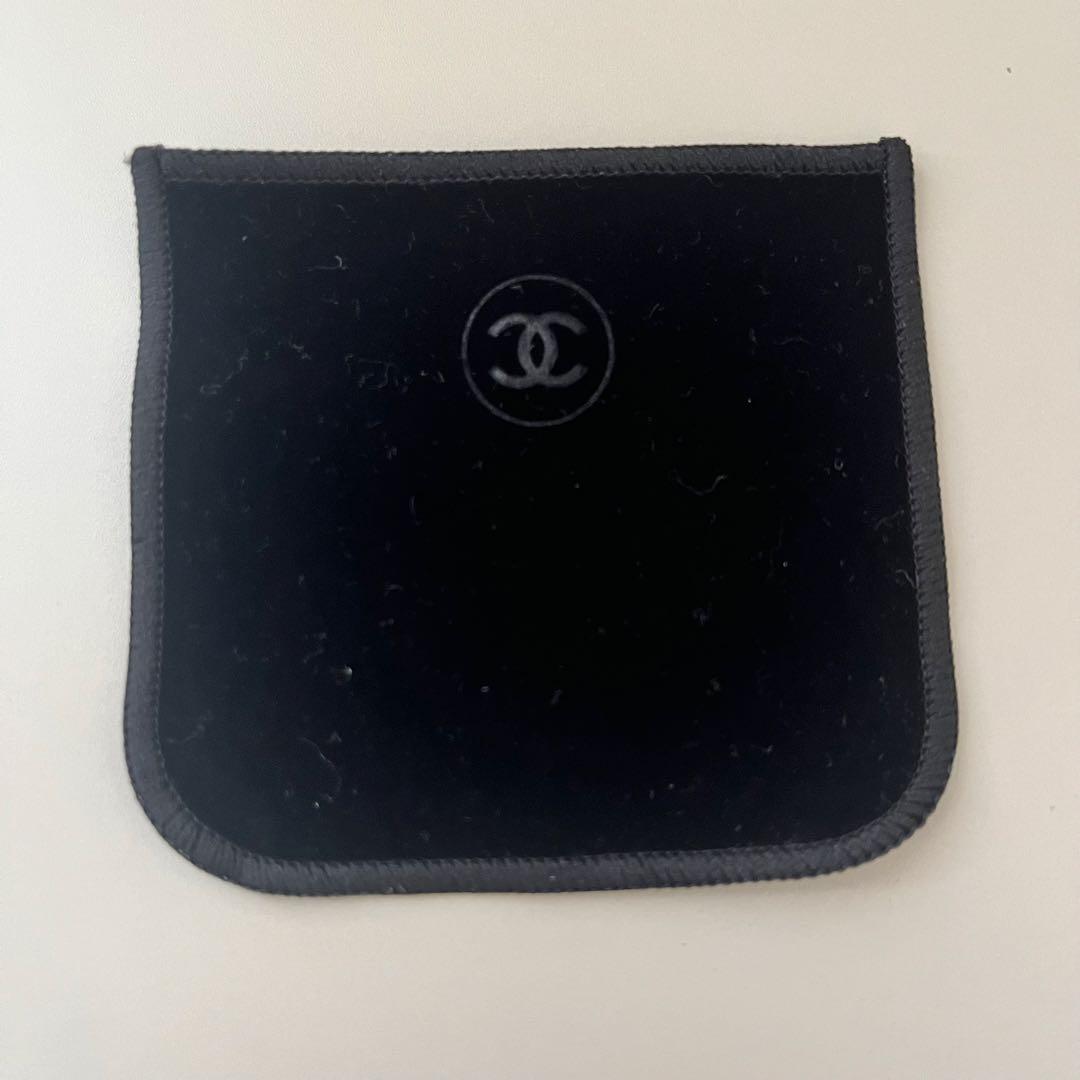 CHANEL シャネル　アイシャドウ　レキャトルオンブル 387 ユートピア