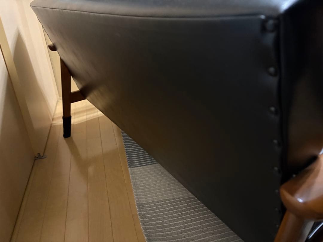 カリモク 60 K 2シーター ソファー 黒　レザー　ソファ