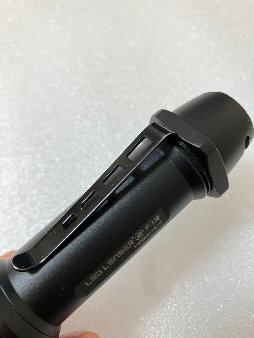 LED LENSER F1R 1000ルーメン