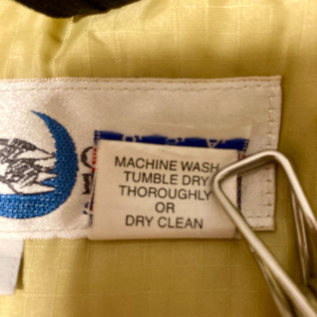 クレセントダウンワークス　USA製　ダウンベスト　リップストップ