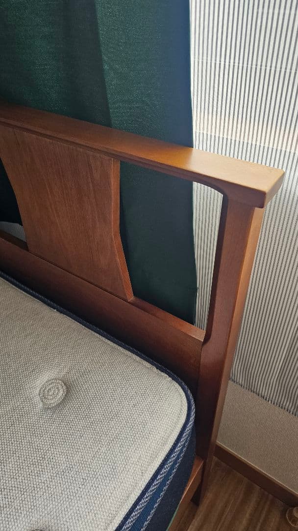 ACME Furniture　BROOKS BED(ブルックスベッド)