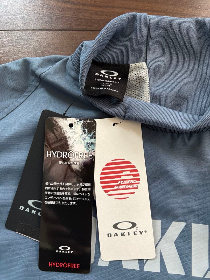 OAKLEY HYDROFREE ショートスリーブ モックネックTシャツ