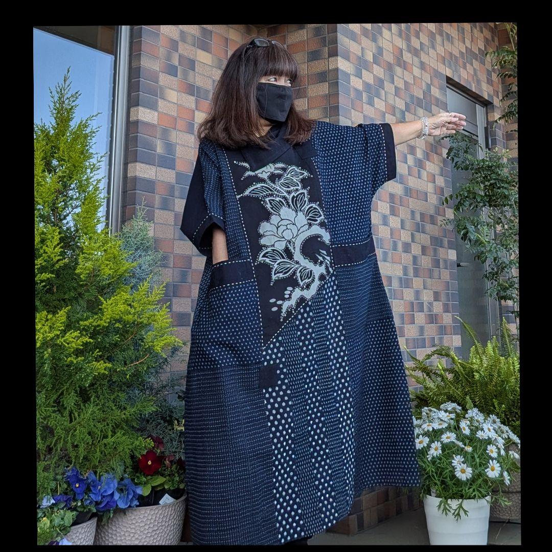 藍染牡丹柄♥古布リメイクワンピース　藍染古布合わせゆったりサイズ